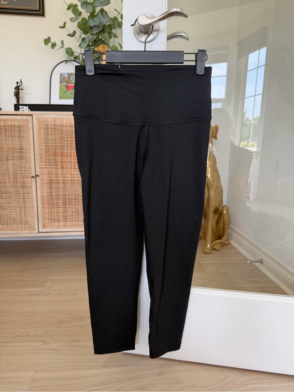 VSX Victoria's Secret Sport Black High-Waist capri leggings - small